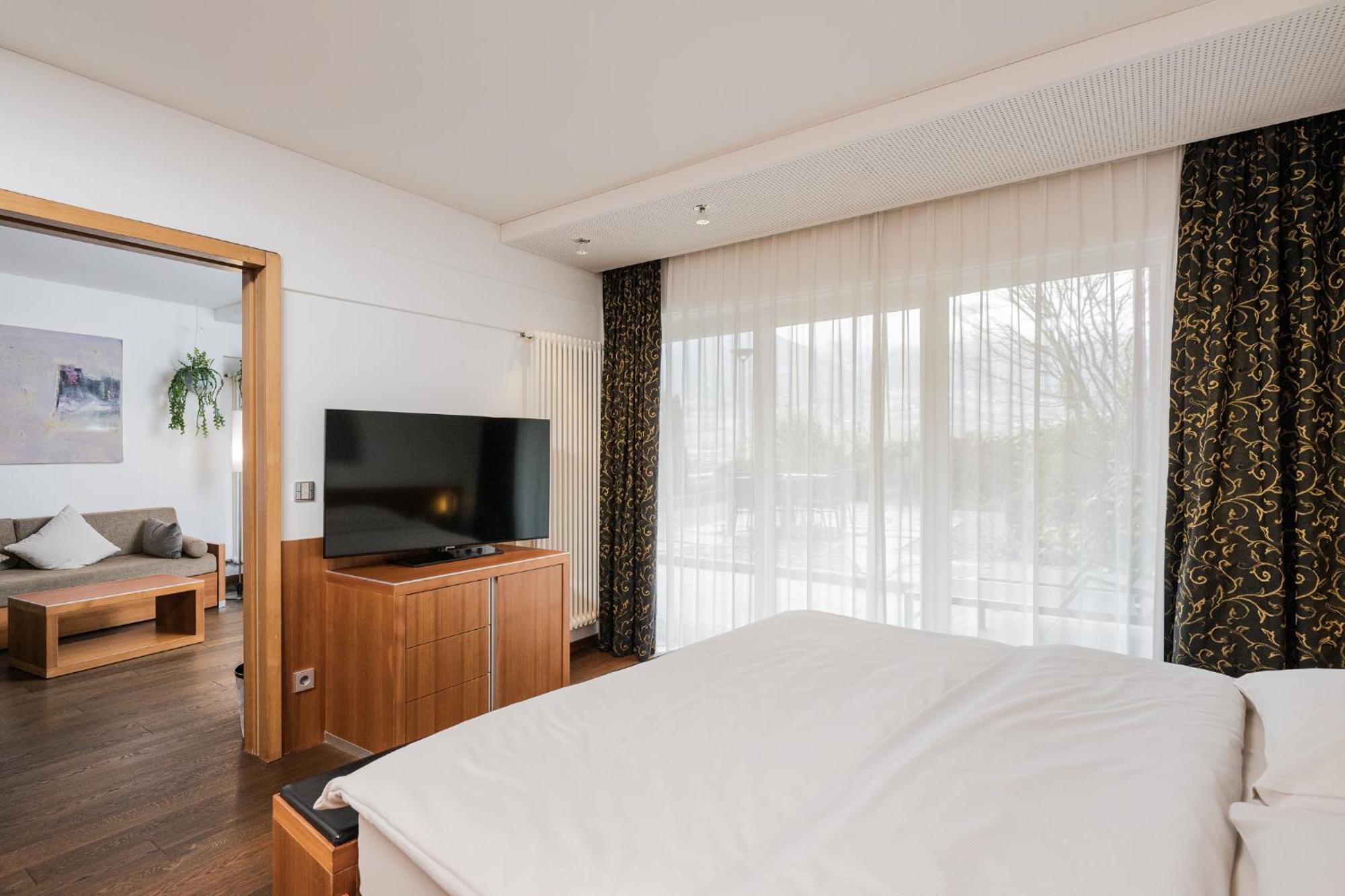 Lindenhof Pure Luxury & Spa Dolcevita Resort Naturns Exterior foto